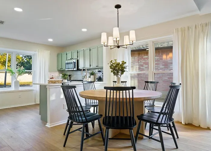 Holiday home Modern & Cozy 3br Retreat W Table Tennis • Sleeps 6
