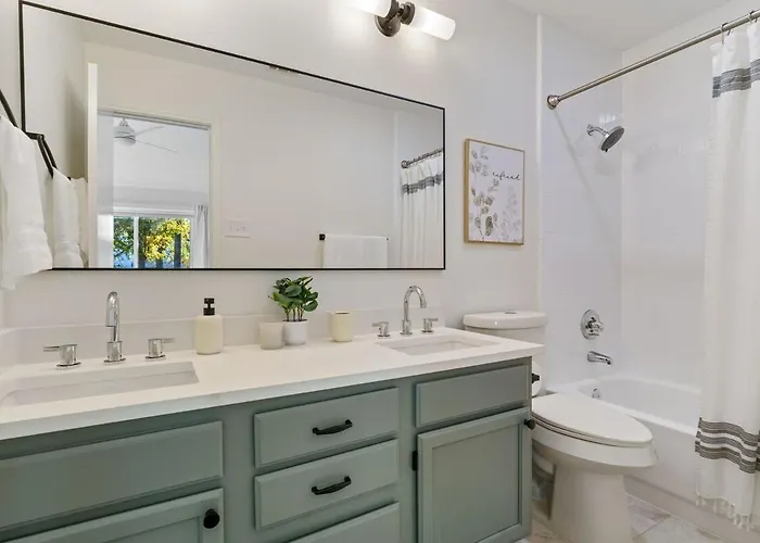 Modern & Cozy 3br Retreat W Table Tennis • Sleeps 6 Holiday home Round Rock