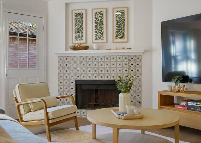 Holiday home Modern & Cozy 3br Retreat W Table Tennis • Sleeps 6