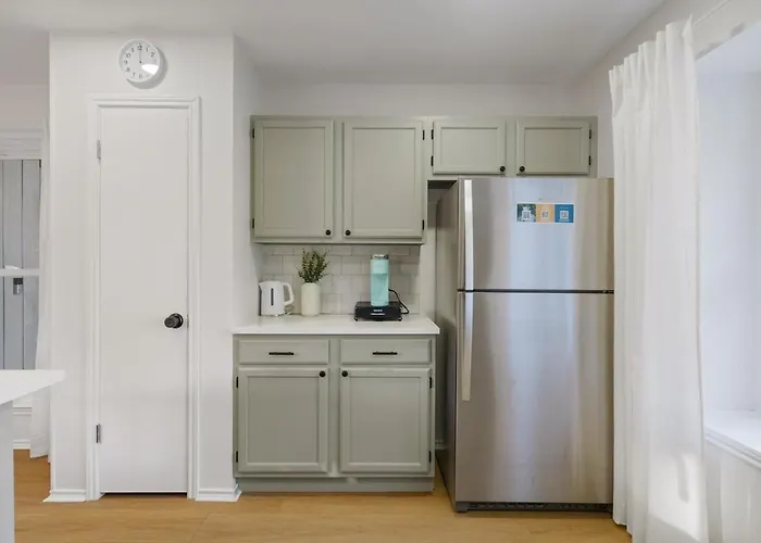 Modern & Cozy 3br Retreat W Table Tennis • Sleeps 6 Round Rock
